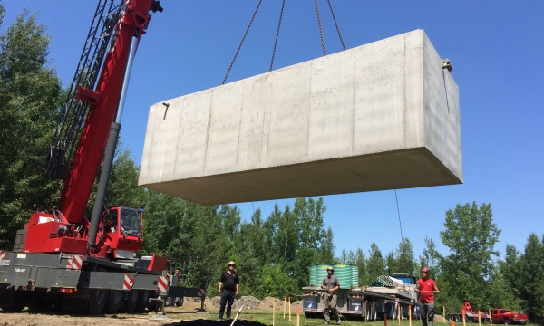 Installation de bassin préfabriqué